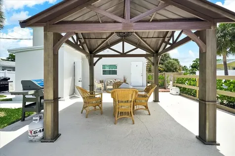 305 Cypress Drive Lake Park FL 33403