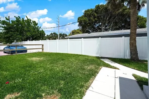 305 Cypress Drive Lake Park FL 33403