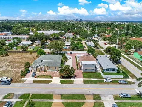 305 Cypress Drive Lake Park FL 33403