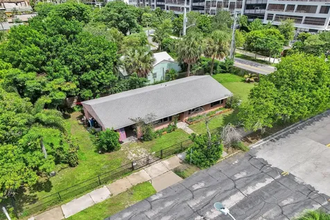401 42nd Street West Palm Beach FL 33407