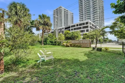 401 42nd Street West Palm Beach FL 33407