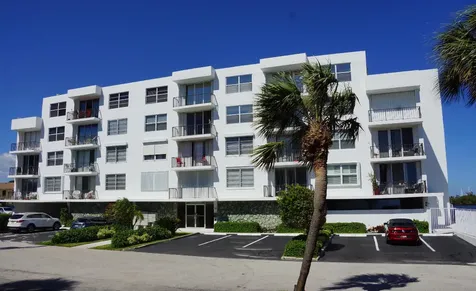 301 Croton Avenue Lantana FL 33462