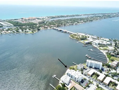 301 Croton Avenue Lantana FL 33462