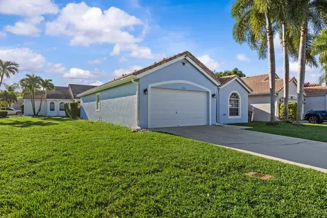 1664 Carriage Brooke Drive Wellington FL 33414