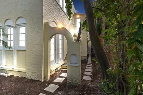 212 Oleander Avenue Palm Beach FL 33480