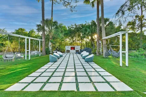 377 Squire Drive Wellington FL 33414
