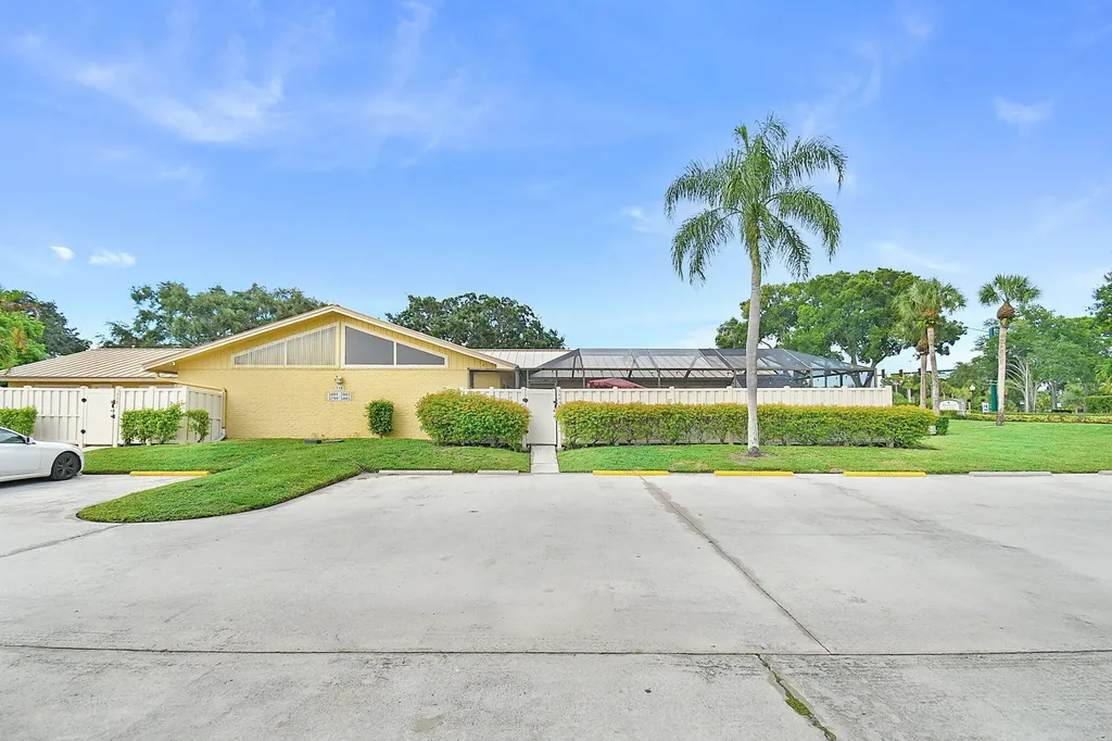 5805 Golden Eagle Circle Palm Beach Gardens FL 33418