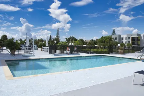 3040 Lake Shore Drive Riviera Beach FL 33404