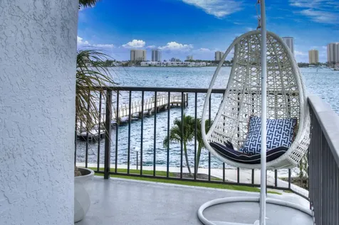 3040 Lake Shore Drive Riviera Beach FL 33404