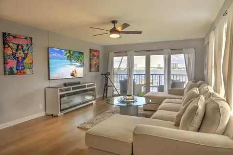 3040 Lake Shore Drive Riviera Beach FL 33404