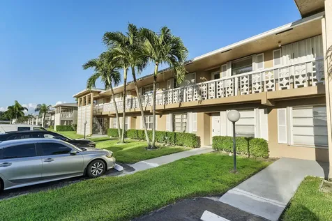 1050 Citrus Delray Beach FL 33445