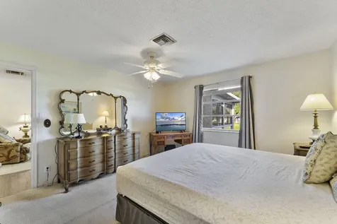 1050 Citrus Delray Beach FL 33445