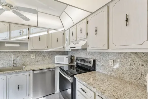 1050 Citrus Delray Beach FL 33445