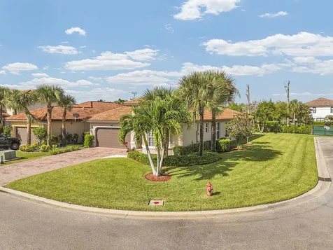 7077 Damita Drive Lake Worth FL 33463