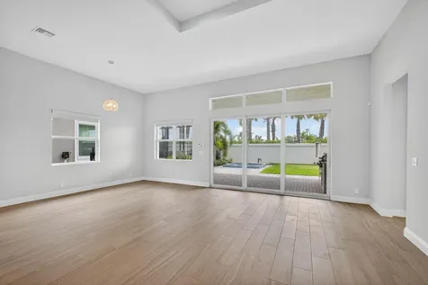 9901 Regency Way Palm Beach Gardens FL 33412