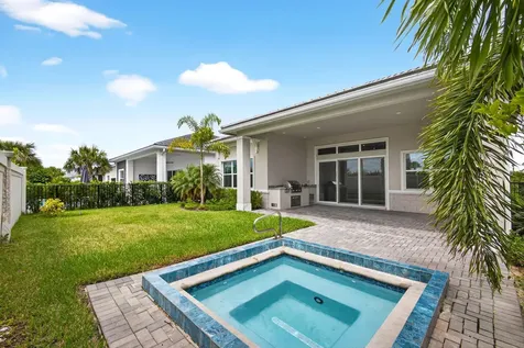 9901 Regency Way Palm Beach Gardens FL 33412