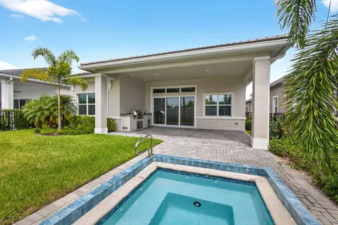 9901 Regency Way Palm Beach Gardens FL 33412
