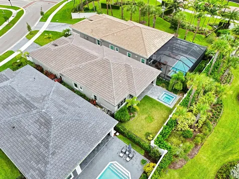 9901 Regency Way Palm Beach Gardens FL 33412