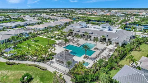 9901 Regency Way Palm Beach Gardens FL 33412
