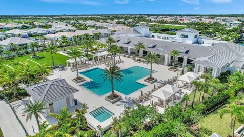 9901 Regency Way Palm Beach Gardens FL 33412
