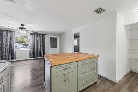 4364 N Mary Circle Palm Beach Gardens FL 33410