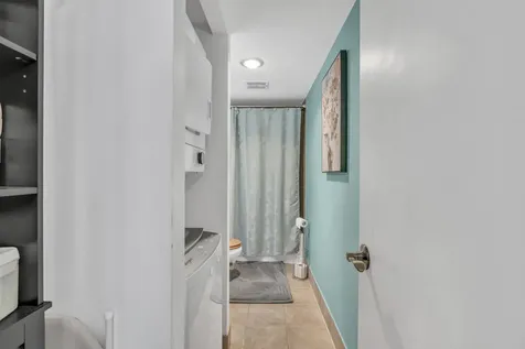 4166 Inverrary Drive Lauderhill FL 33319