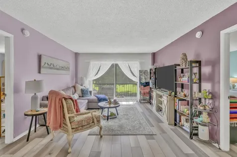 4166 Inverrary Drive Lauderhill FL 33319