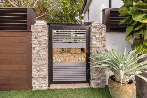 290 Nw 6th Street Boca Raton FL 33432