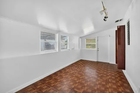 912 38th Street West Palm Beach FL 33407