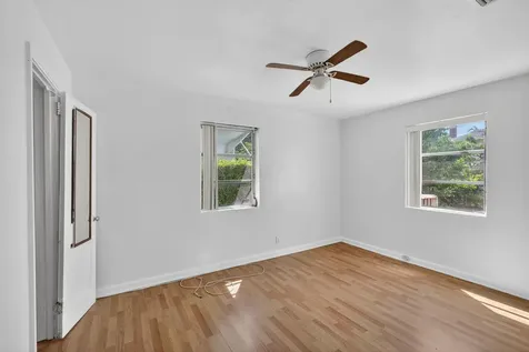 912 38th Street West Palm Beach FL 33407