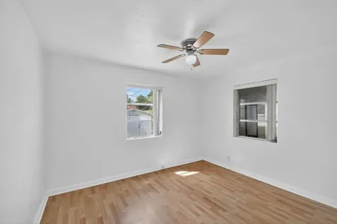 912 38th Street West Palm Beach FL 33407