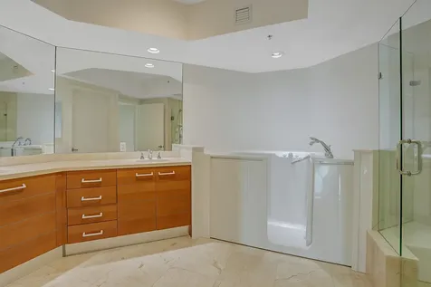 3630 Gardens 901c Parkway Palm Beach Gardens FL 33410