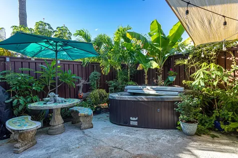 2716 Sw 15th Street Deerfield Beach FL 33442
