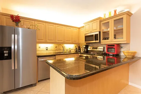 2716 Sw 15th Street Deerfield Beach FL 33442