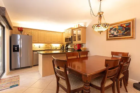 2716 Sw 15th Street Deerfield Beach FL 33442