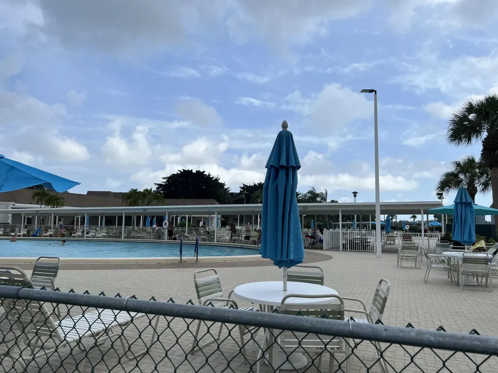 886 Flanders Delray Beach FL 33484