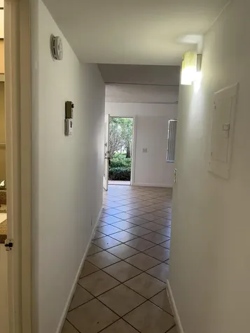 886 Flanders Delray Beach FL 33484