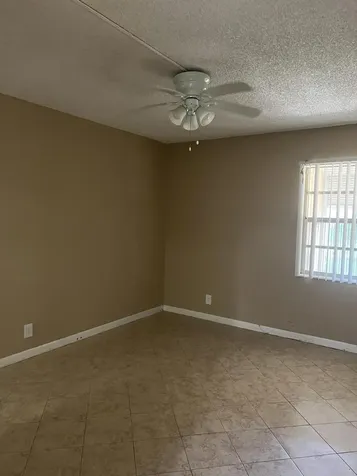 886 Flanders Delray Beach FL 33484