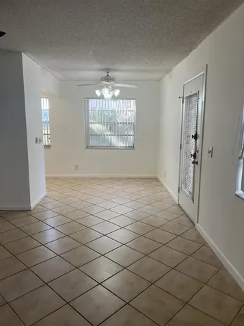 886 Flanders Delray Beach FL 33484