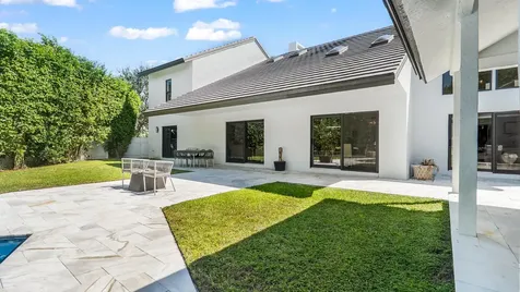 501 Sandpiper Way Boca Raton FL 33431