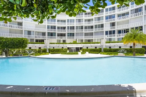 2760 S Ocean Boulevard Palm Beach FL 33480