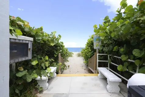2760 S Ocean Boulevard Palm Beach FL 33480