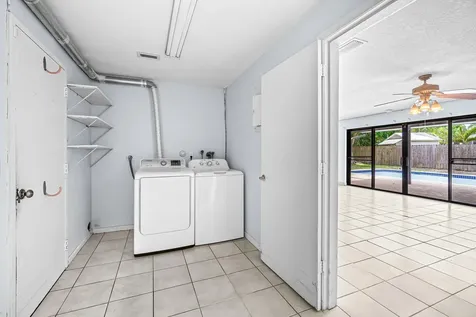 77 Nw 5th Avenue Boca Raton FL 33432