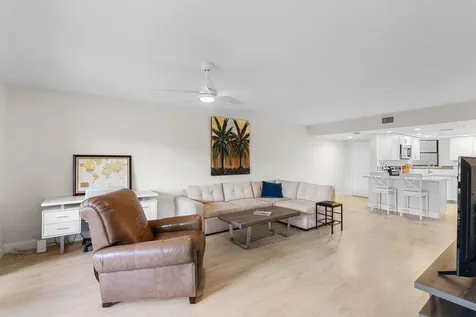 700 Uno Lago Drive Juno Beach FL 33408