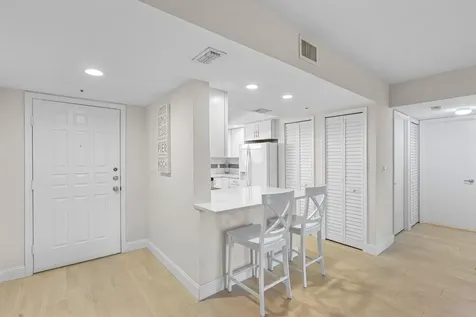 700 Uno Lago Drive Juno Beach FL 33408