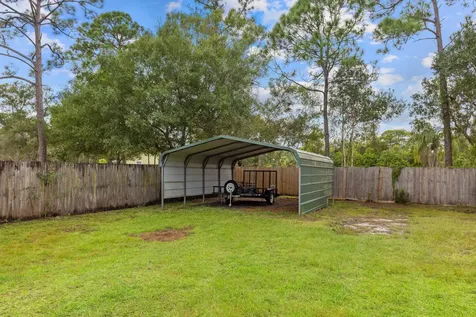 2725 Twin Oaks Trail Fort Pierce FL 34945