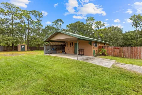 2725 Twin Oaks Trail Fort Pierce FL 34945
