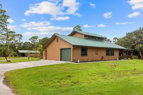 2725 Twin Oaks Trail Fort Pierce FL 34945