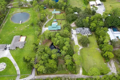 2725 Twin Oaks Trail Fort Pierce FL 34945