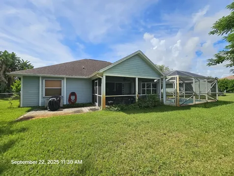 957 Sw Jacqueline Avenue Port Saint Lucie FL 34953